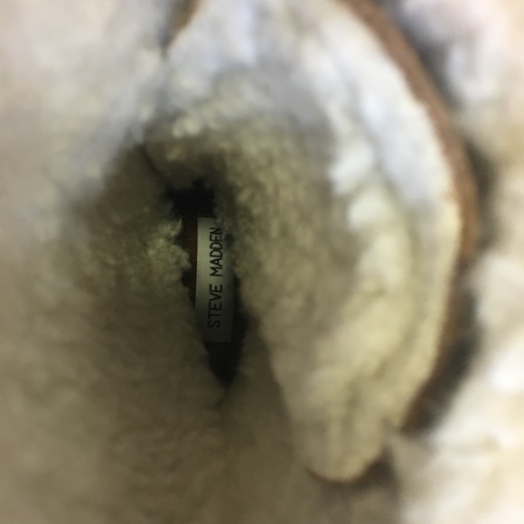 Steve Madden Suede Boot - Picture 4 of 8